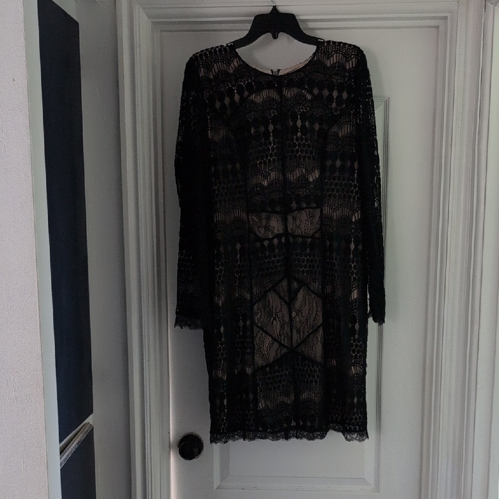 Elegant Black Lace Dress
